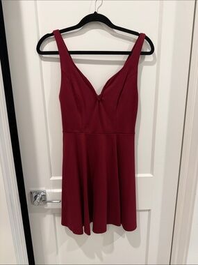Kimchi Blue Sleeveless Burgundy V-Neck Mini Dress